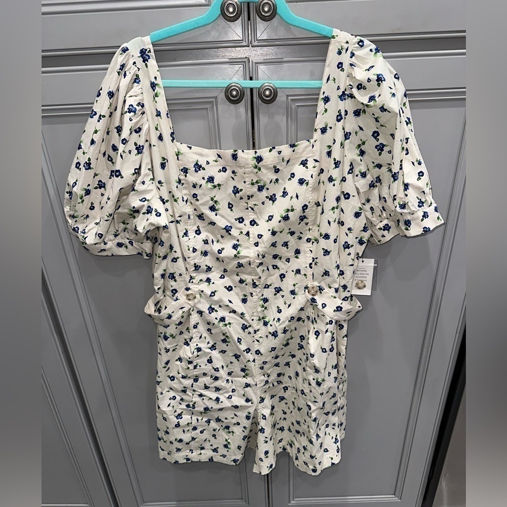 Eloquii Plus Size Floral Puff Sleeve Square Neck Romper size 20